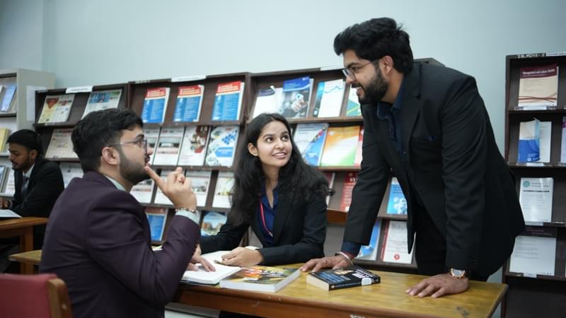 XIME Bangalore Students Pictures photo 11